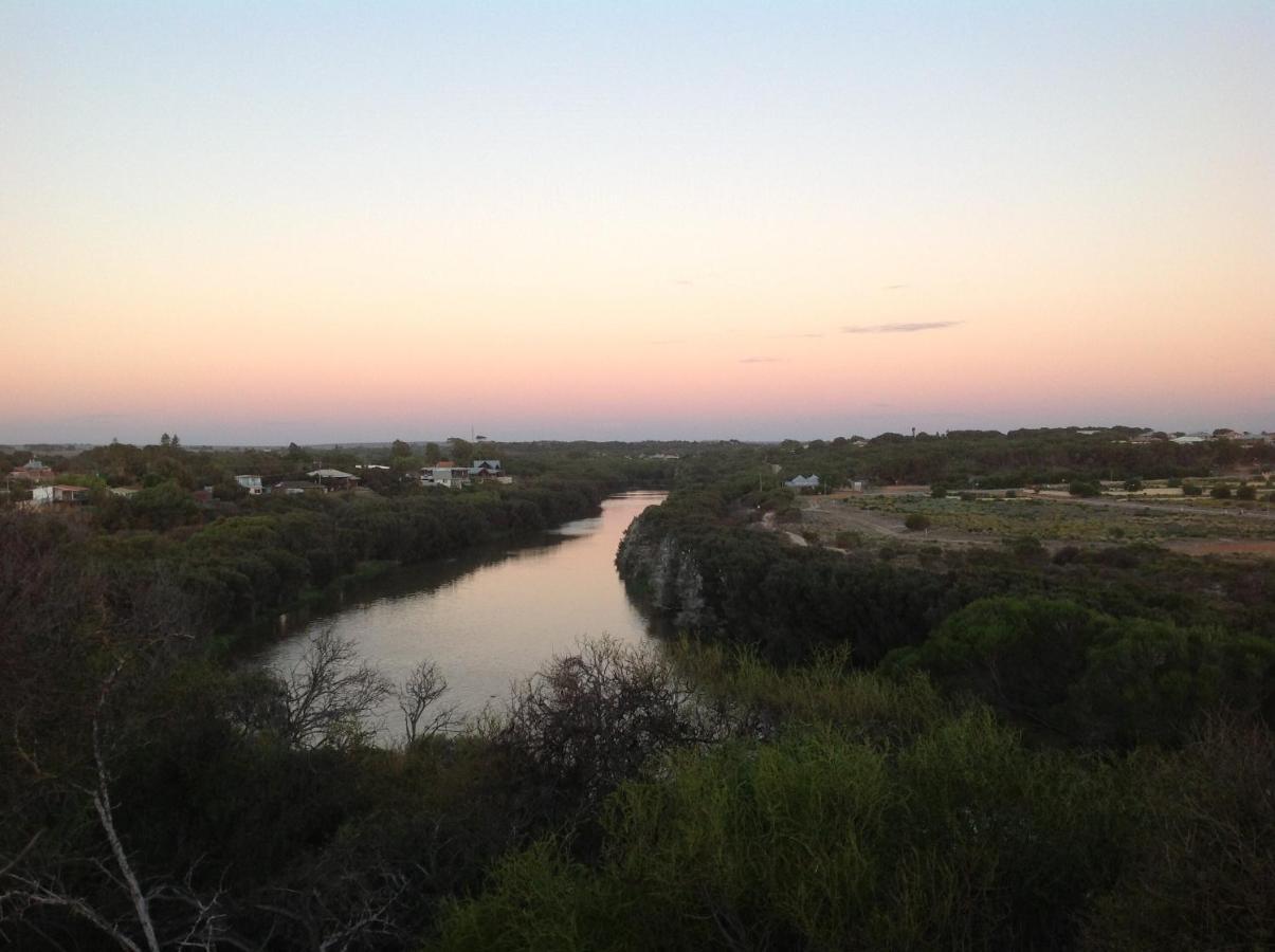 Seaspray Beach Holiday Park Dongara Eksteriør bilde